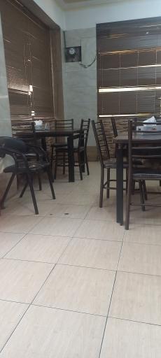 عکس رستوران همیشه بهار