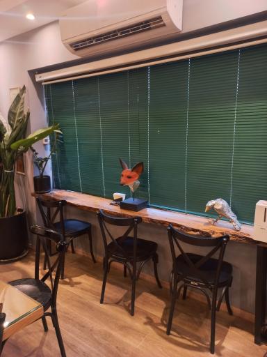 عکس کافه کتاب راوی