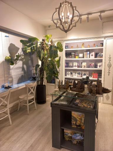 عکس کافه کتاب راوی