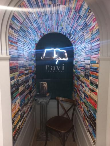 عکس کافه کتاب راوی