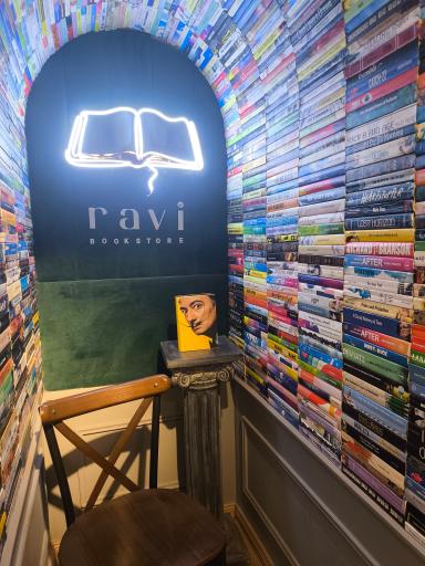 عکس کافه کتاب راوی