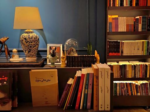 عکس کافه کتاب راوی