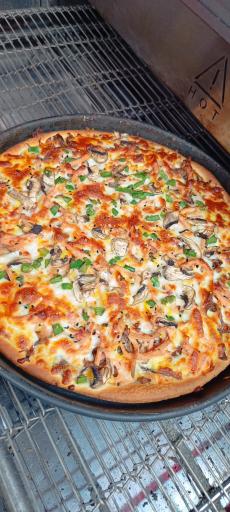 عکس پیتزا تمشک