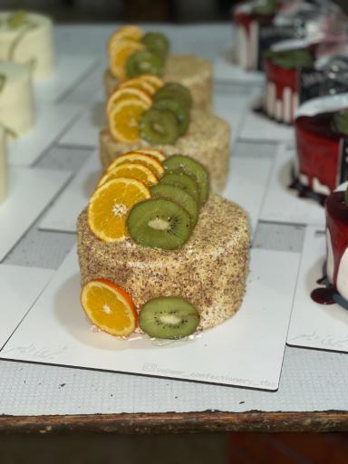 عکس قنادی ولیعصر