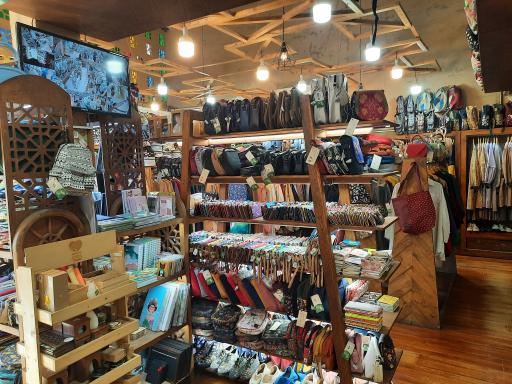 عکس رخت ایرانی فروردین