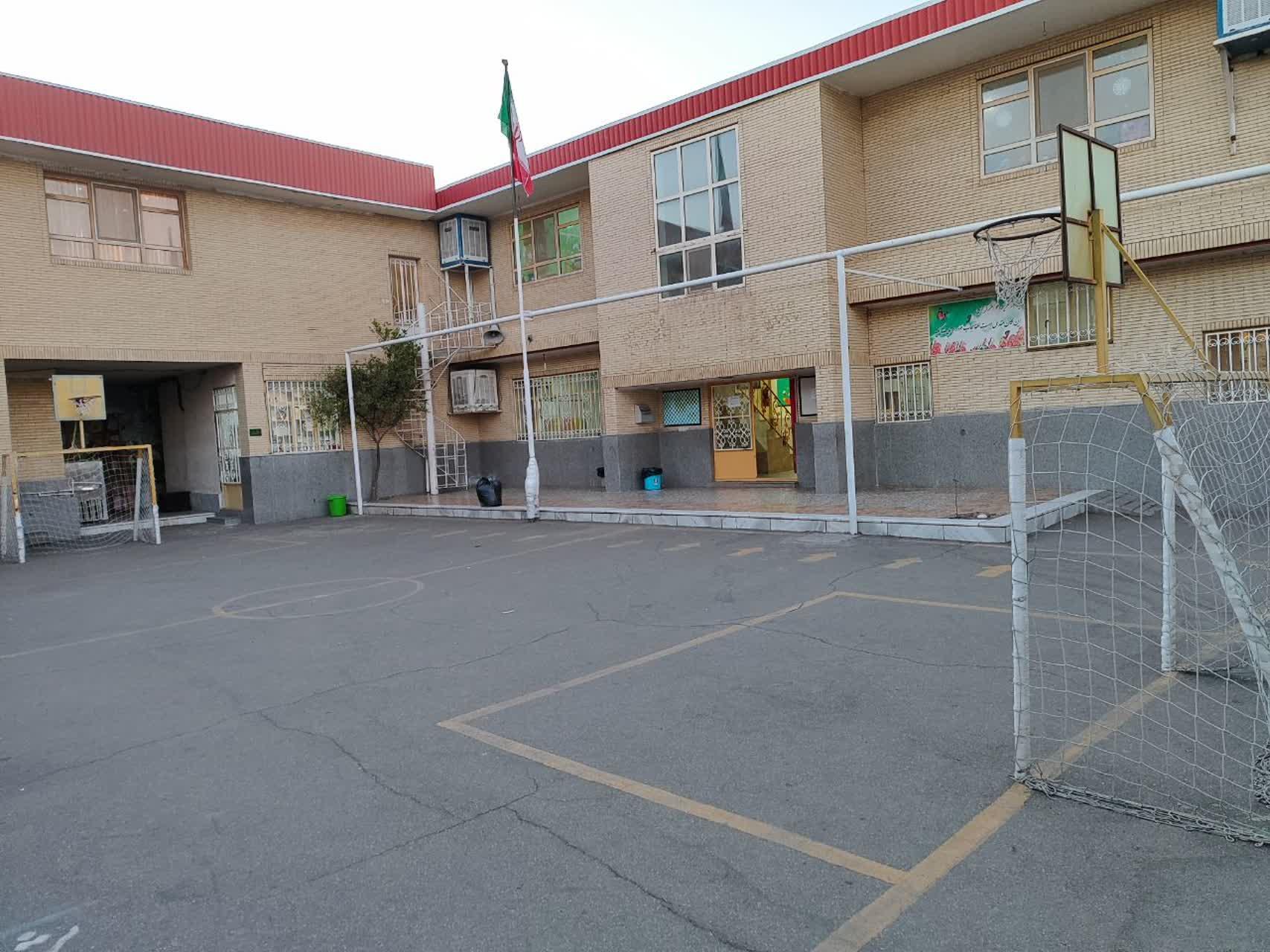 عکس مدرسه شهید حسن احمدی