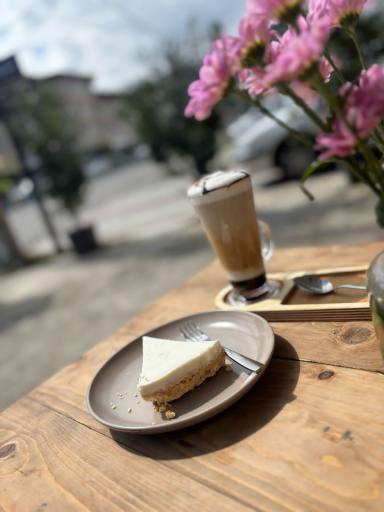 عکس کافه ریشه