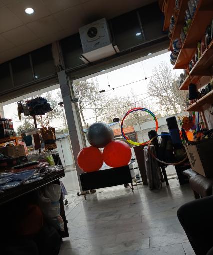 عکس آکادمی فوتبال متحد منصور 