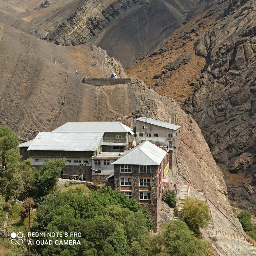 عکس مسیر کوهنوردی دربند و قله توچال