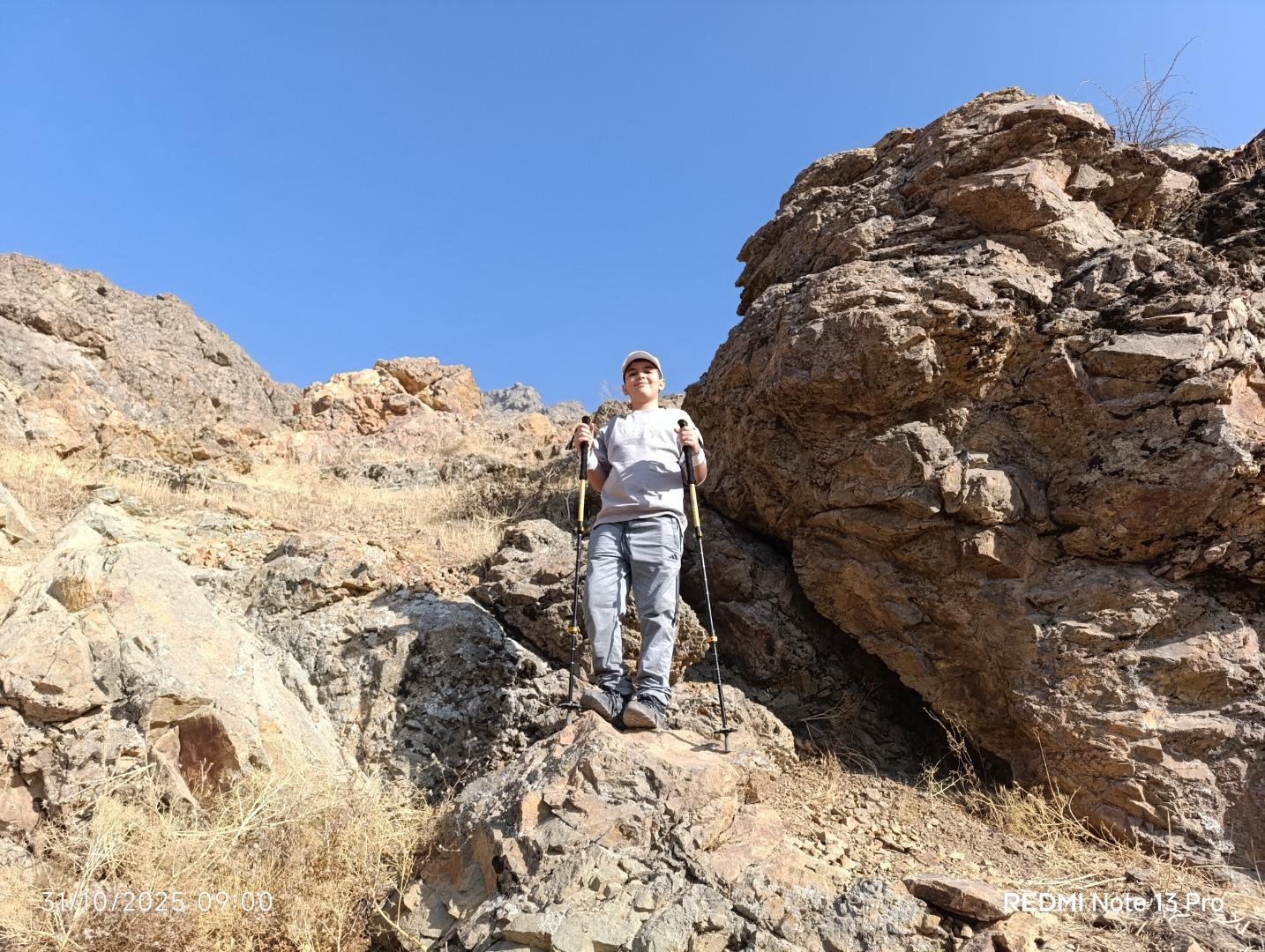 عکس مسیر کوهنوردی دربند و قله توچال