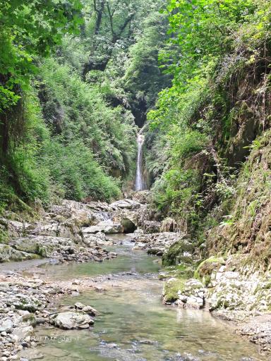 عکس آبشار و تنگه سوتراش