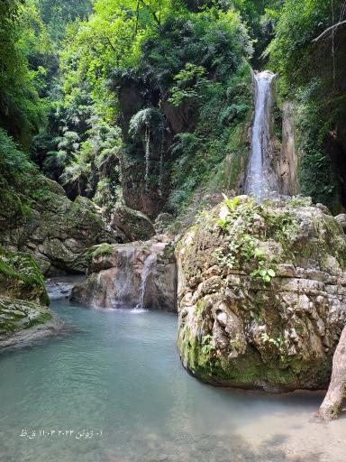 عکس آبشار و تنگه سوتراش