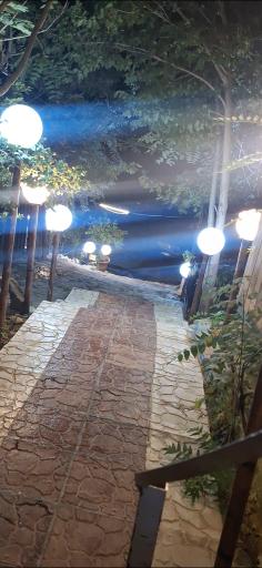 عکس باغ رستوران میثم