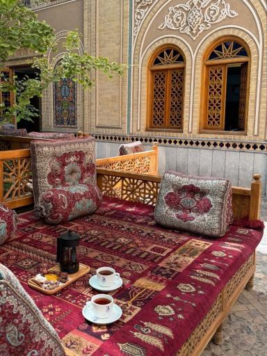 عکس هتل سنتی آب میرزا