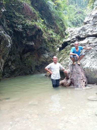 عکس آبشار و تنگه سوتراش