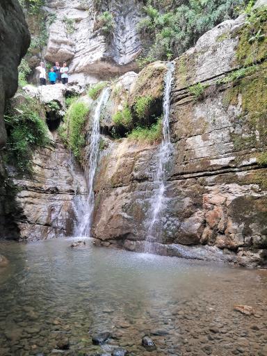 عکس آبشار و تنگه سوتراش