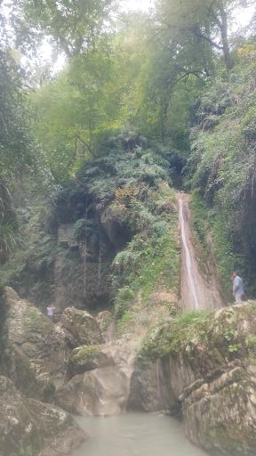 عکس آبشار و تنگه سوتراش