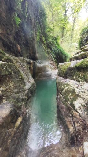 عکس آبشار و تنگه سوتراش