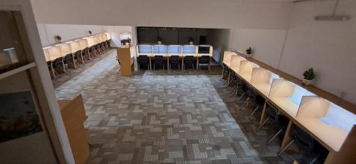 عکس سالن مطالعه