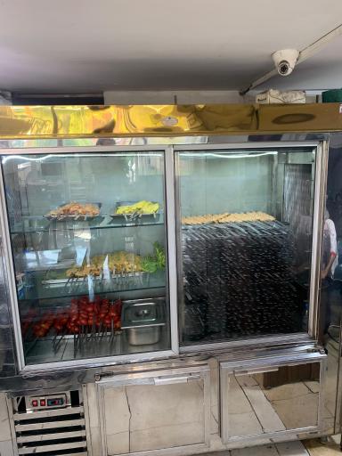 عکس کبابی گلستان