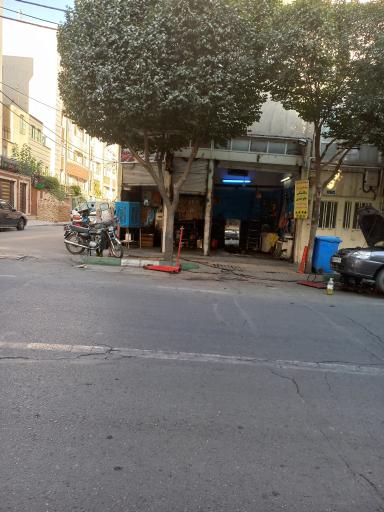 عکس تعمیرگاه شاهرخ