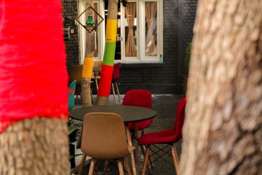 عکس کافه کتاب ترنج