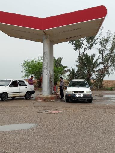 عکس پمپ بنزین و CNG