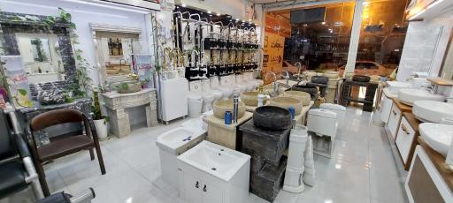 عکس تجهیزات آشپزخانه طاها (غلامی)