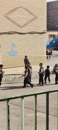 عکس مدرسه مصطفی خمینی