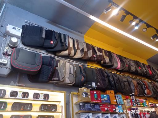 عکس تزئینات خودرو شیشه دودی