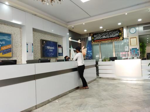 عکس دفتر خدمات مشترکین همراه اول