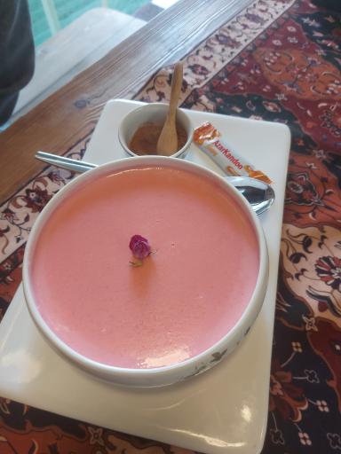 عکس کافه صبحانه ماهینا