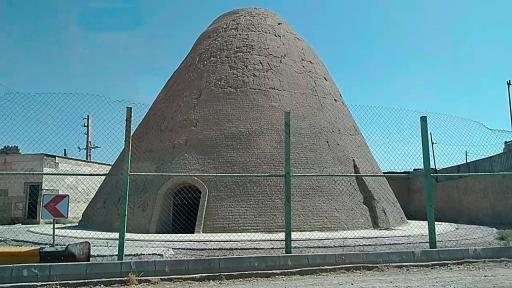 عکس یخچال تاریخی تُرشنبه