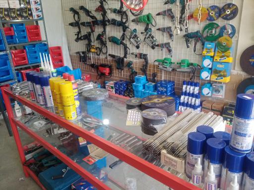 عکس تعمیرات ابزارآلات صنعتي کاوه 