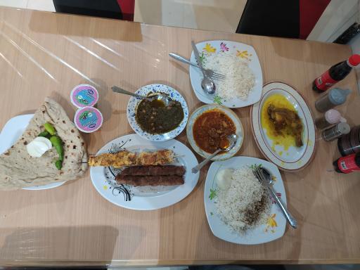 عکس رستوران لاله صحرا