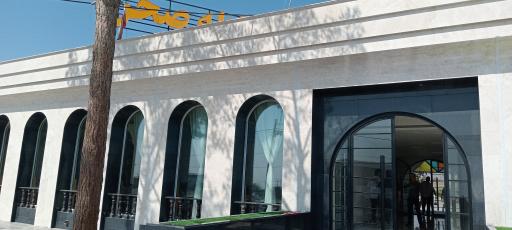 عکس رستوران لاله صحرا