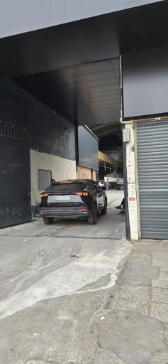 عکس نمایندگی مدیران خودرو فونیکس۲۳۵ دل افکار