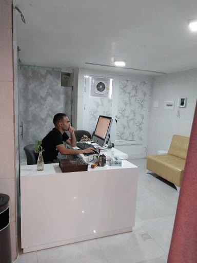 عکس طب سوزنی دکتر شیرازی