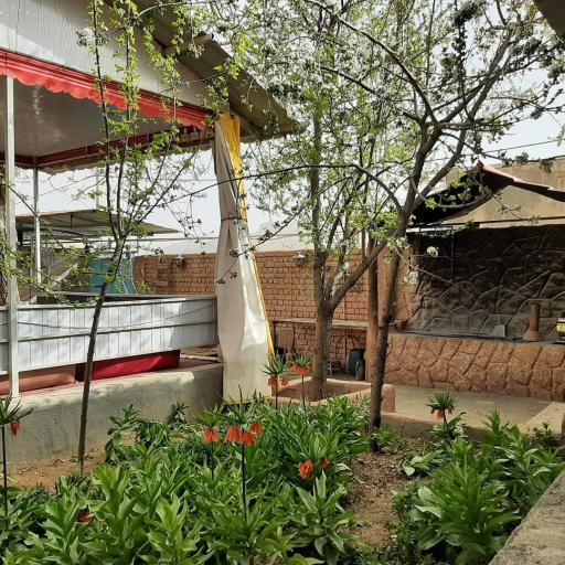 عکس اقامتگاه بومگردی باغ آلبالو فیل آباد