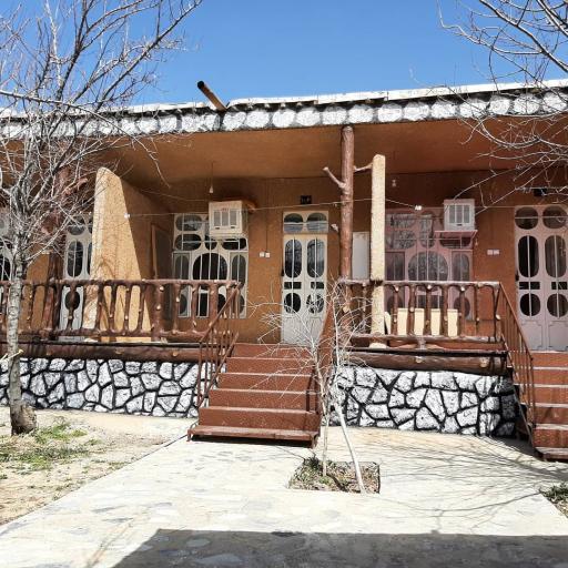 عکس اقامتگاه بومگردی باغ آلبالو فیل آباد