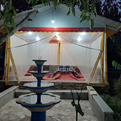 عکس اقامتگاه بومگردی باغ آلبالو فیل آباد
