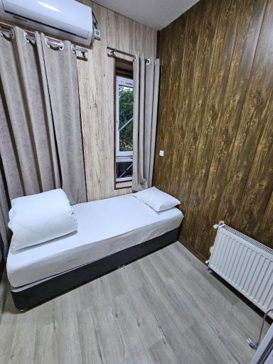 عکس مهمانپذیر لوکس همایون