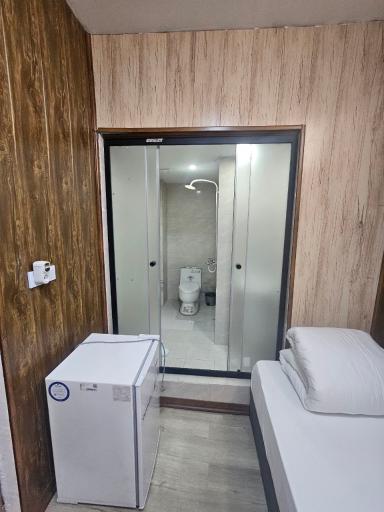 عکس مهمانپذیر لوکس همایون