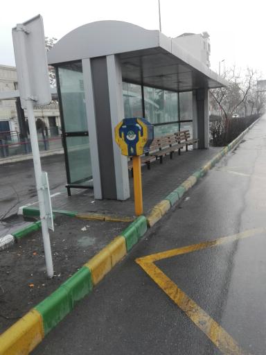 عکس ایستگاه اتوبوس دندانپزشکان