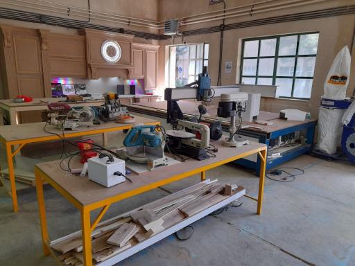 عکس آموزشگاه مهرازان