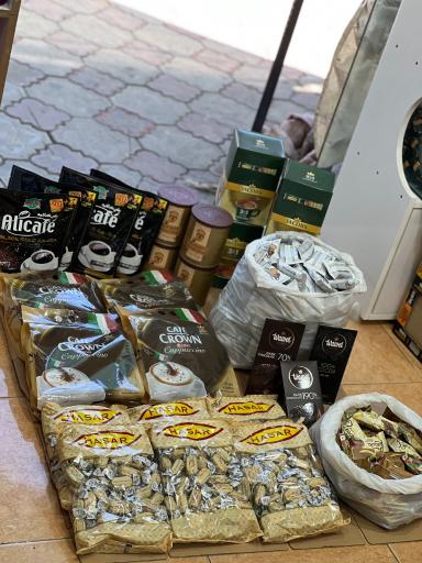 عکس فروشگاه مواد غذایی خارجی ونتات