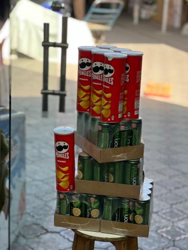 عکس فروشگاه مواد غذایی خارجی ونتات