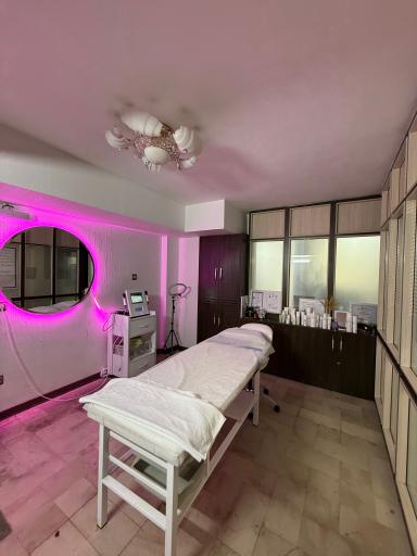 عکس کلینیک لاغری و زیبایی اندام ارا 