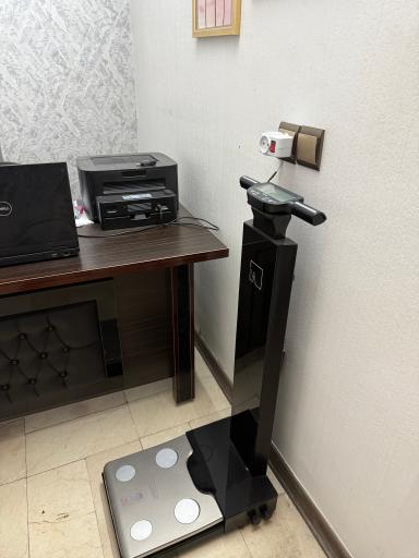 عکس کلینیک لاغری و زیبایی اندام ارا 