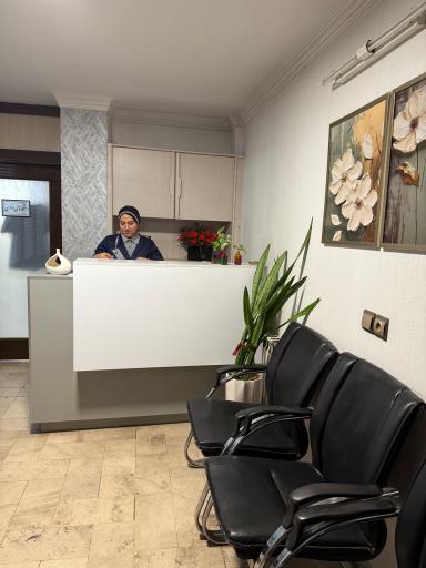 عکس کلینیک لاغری و زیبایی اندام ارا 